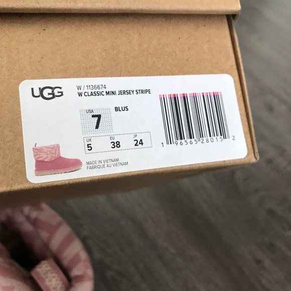 Ugg classic jersey stripe mini boot - Picture 7 of 7